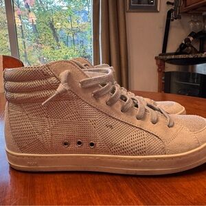 P448 Skate Prisma High Top Sneaker size 38